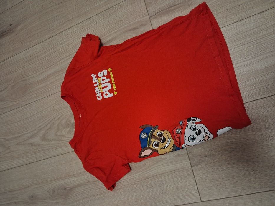 Sinsay czerwona koszulka chlopieca 128 cm psi patrol