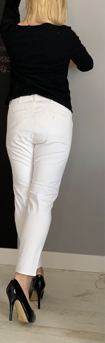 Gstar Raw spodnie chinosy boyfriend biale 28
