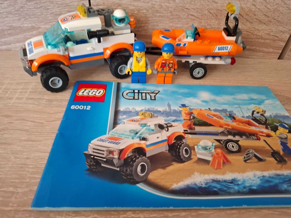 LEGO City 60012 Wóz terenowy i łódź nurków