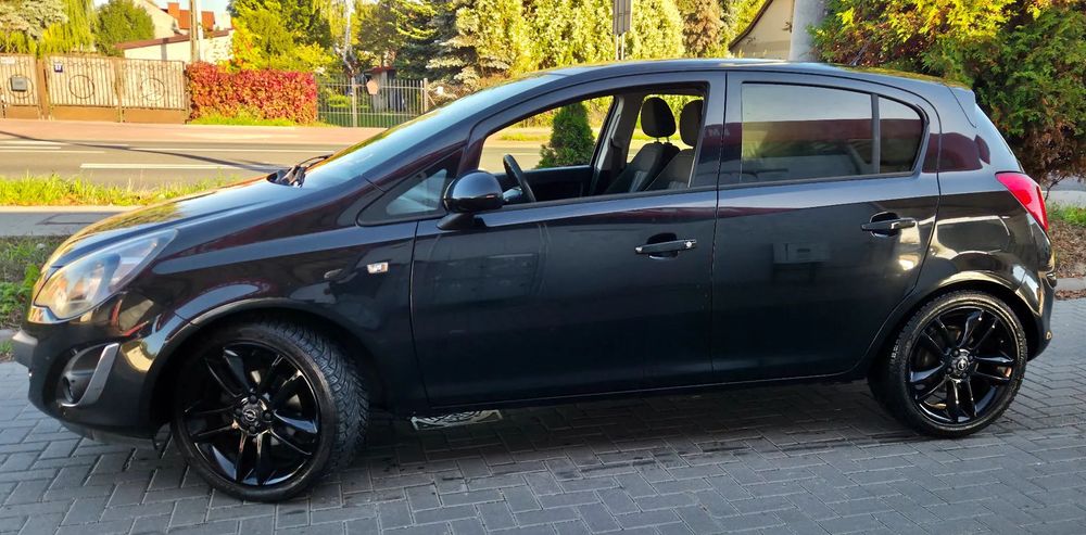 Opel Corsa 1.4 100KM Innovation • Klima • Tempomat • PDC • Opłacona • Niemcy