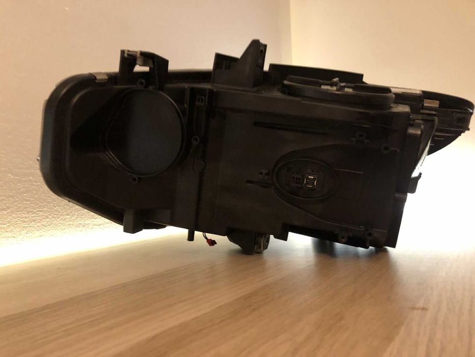 Farol BMW Série 4 F32 /F33 /F36 - Xenon Direito