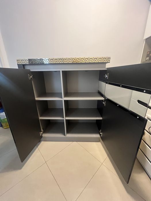 Zestaw 2x komoda + słupek (witryna) glamour wzór grecki LED