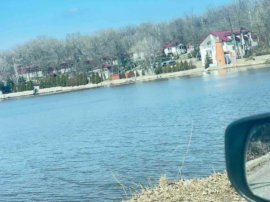 Продаж земельних ділянок