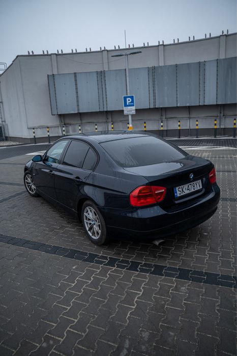 BMW E90 318i 2.0 benzyna