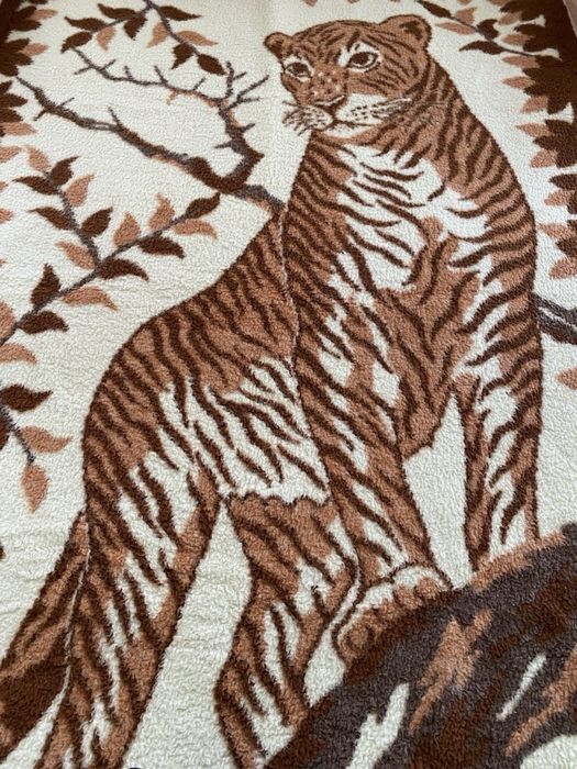 Продам недорого теплі пледи!