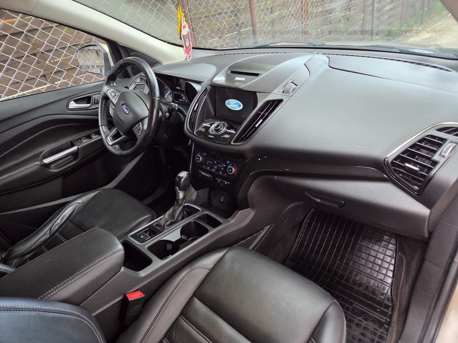 Ford Kuga 1.5 182km 2017