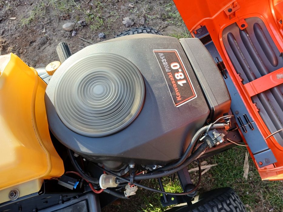 Kosiarka traktorek husqvarna