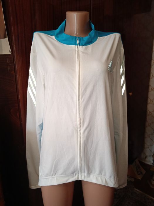 Спортивные кофты