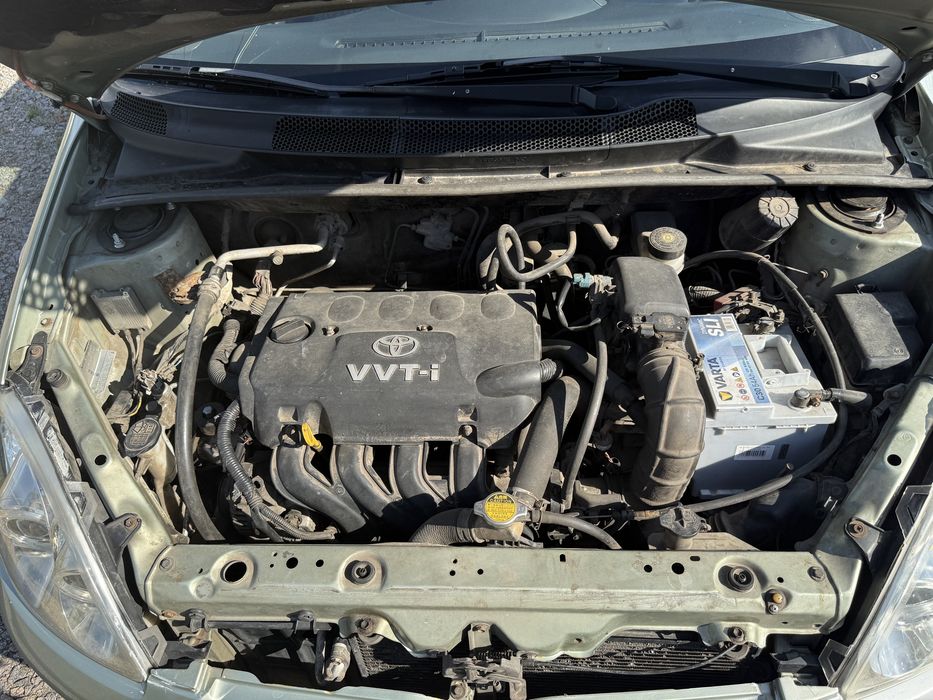 Продам Toyota Yaris 2003 1.3 VVT-I