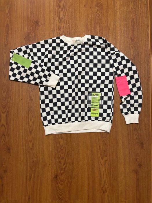 світшот в клітинку