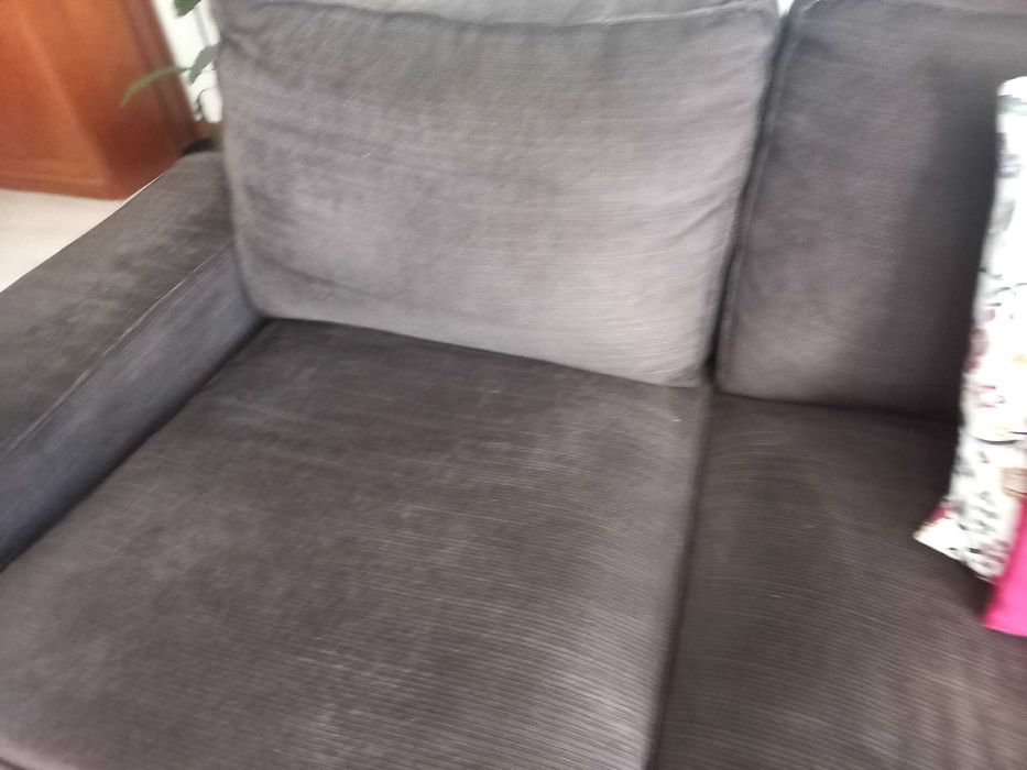 Dois sofás para venda