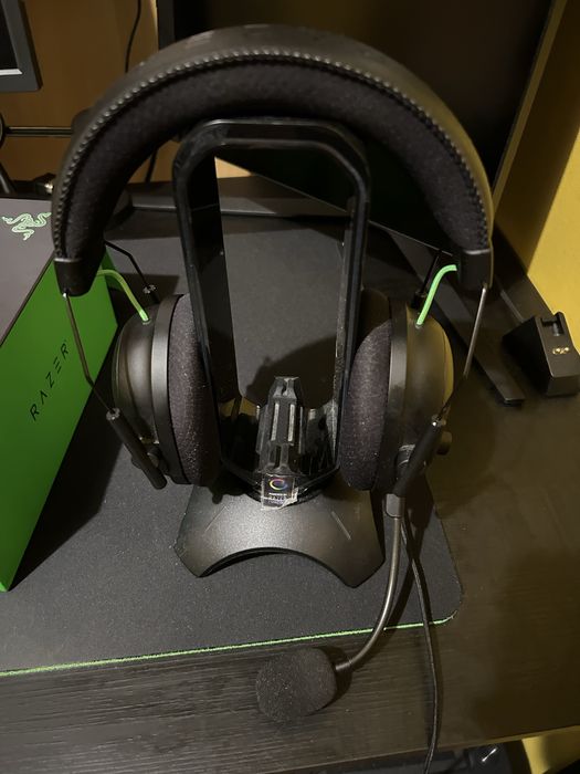 Stojak na sluchawki+usb hub