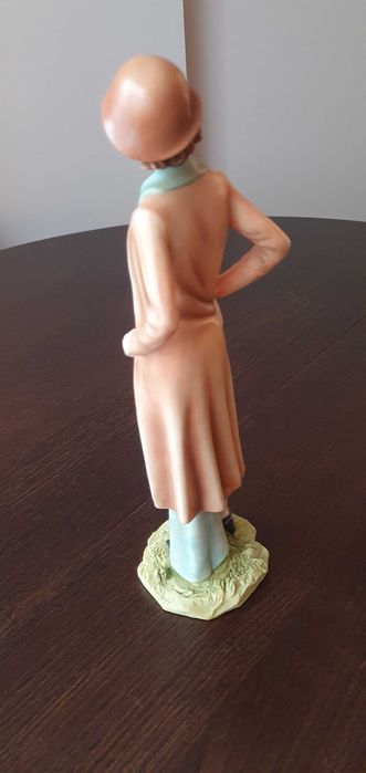 Figurka z porcelany REGAL