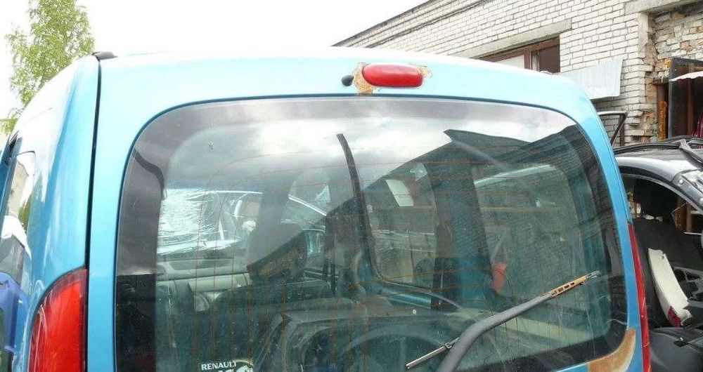 Двері Рено Кенго Ляда Канго дверька виїзна кенго передня дверька кенго