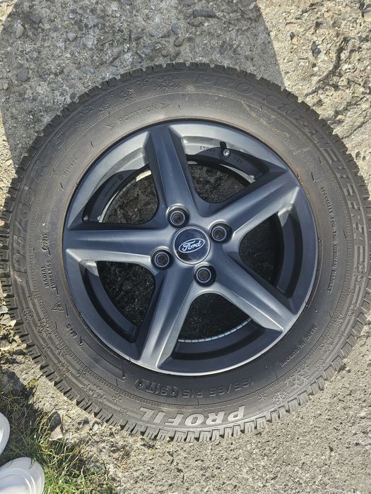 Felgi z oponami zimowymi