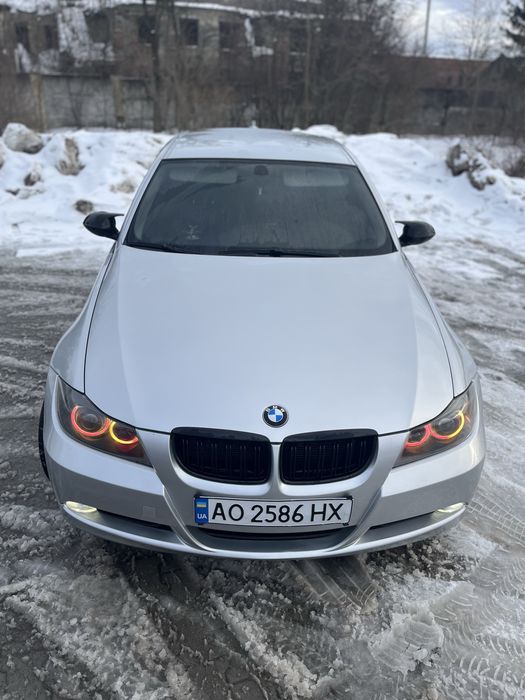 Продам BMW e91 320d