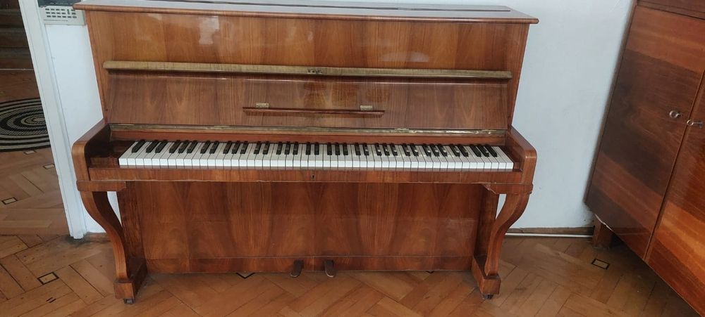 Pianino marki Offberg