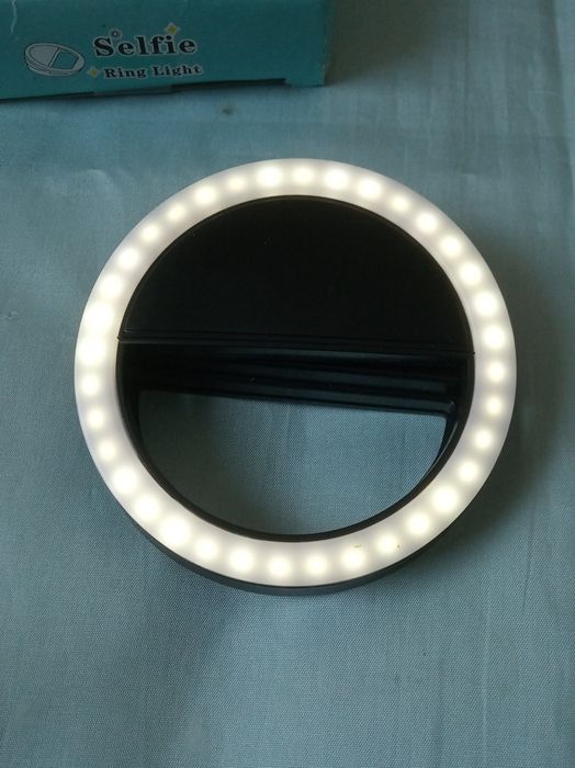 Селфі кільце підсвітка на телефон
