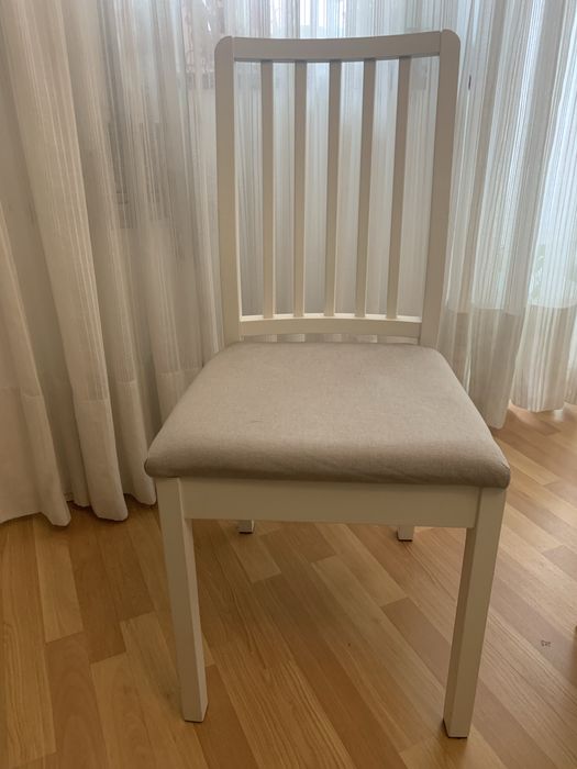 Mesa de Jantar + 6 Cadeiras