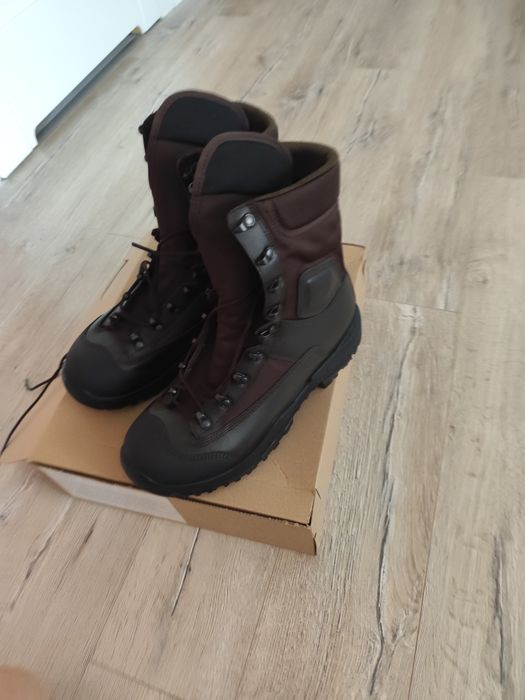 Buty wojskowe letnie r44 nowe