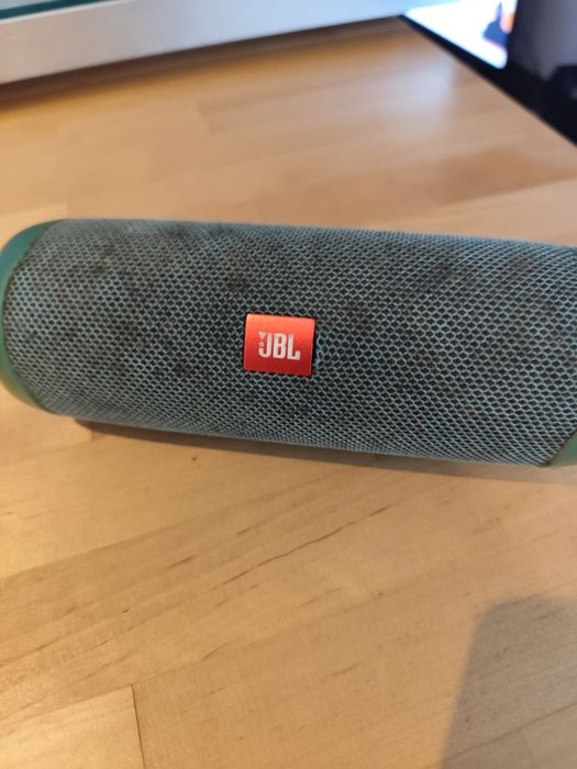 JBL Flip 5 - coluna portátil