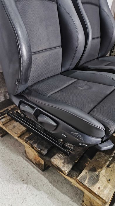 Bancos BMW Serie 1 (E82) Pack M Tecido/Couro