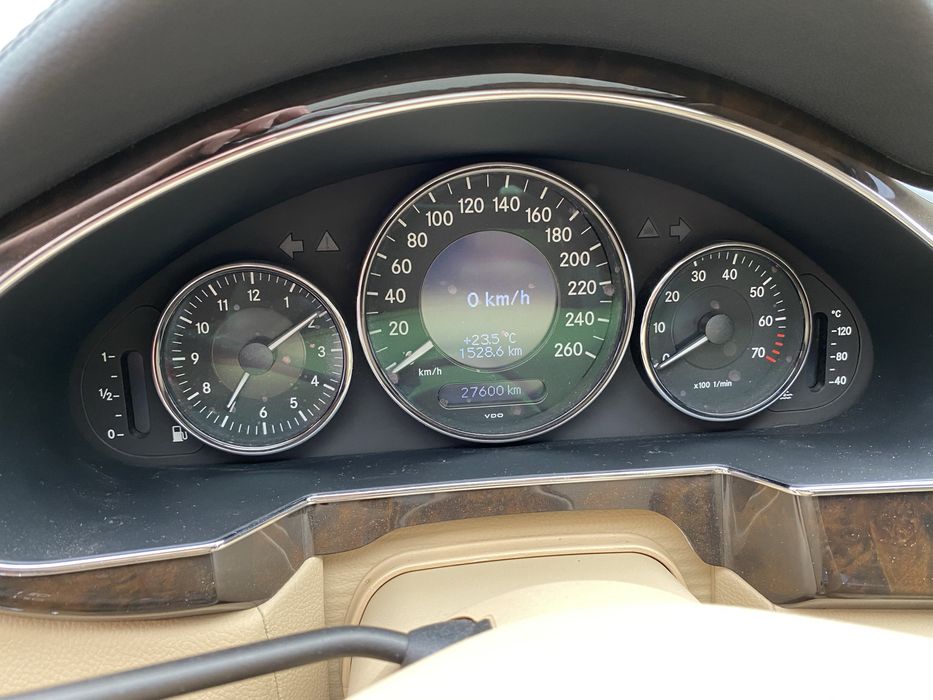 Двери крышка Мерседес CLS 219