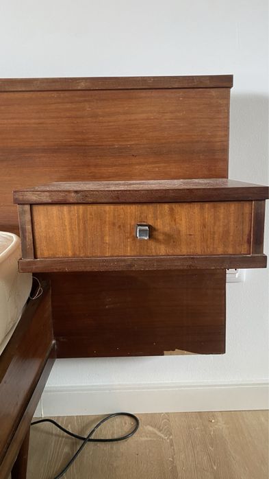 Cama Olaio c Mesas de Cabeceira - colecção anos 50