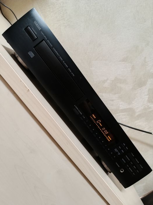 Сд YAMAHA CDX 470 стан!