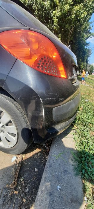 Peugeot 207 1.4 Gasolina (Junta queimada)