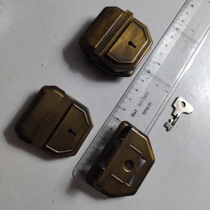 Fechaduras/fechos para malas, caixas, bolsas
