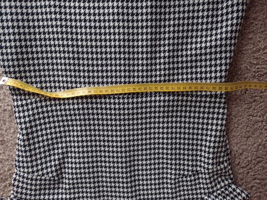 Sukienka Reserved