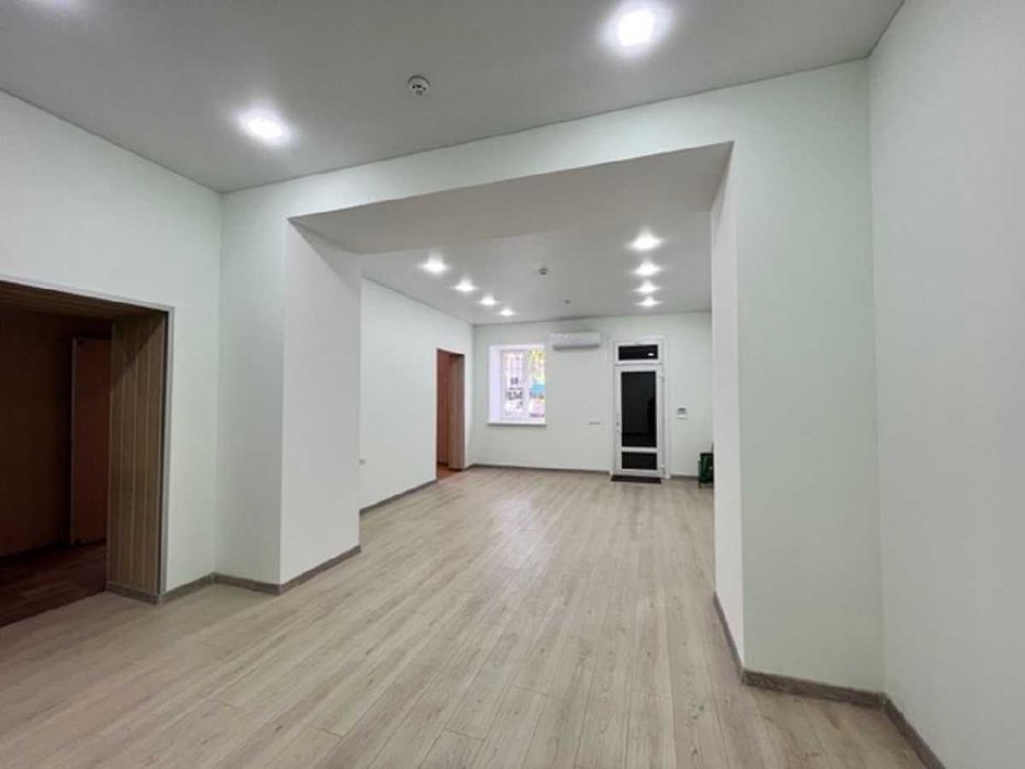 Commercial real estate at st. Kulikovo pole pl Oktyabrskoy revolyutsii pl (area 97 m²) - Atlanta.ua - photo 2