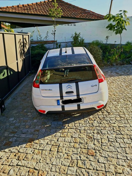 Citreon C4 Coupé 1.6 HDi Economica, fiável, poucos km