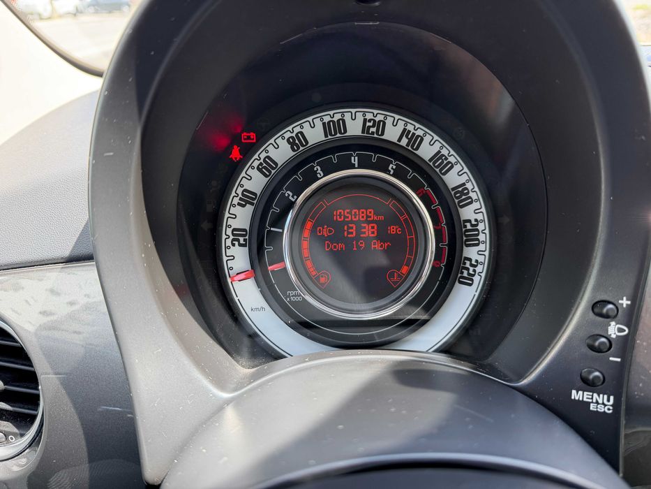 Fiat 500 1.2 Lounge - Nacional – 105.000 km – Teto Panorâmico – Impecável