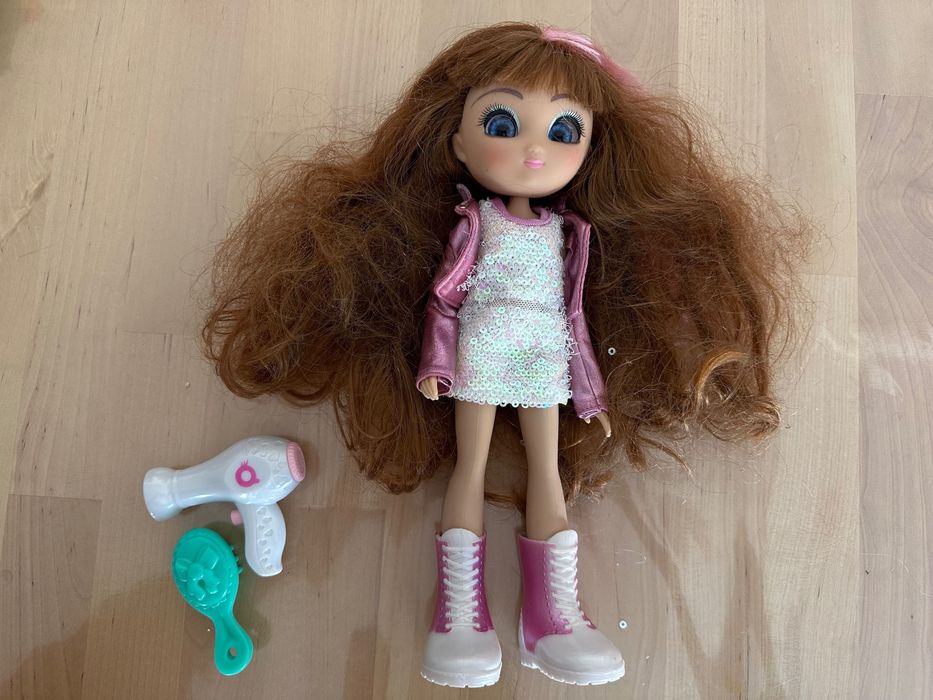 Boneca Sophia, regras qui te suit dês yeux