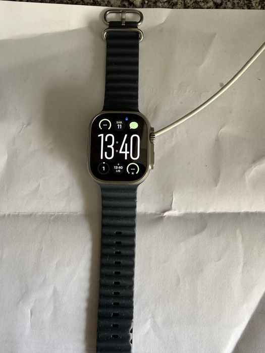 Apple Watch Ulta GPS 49 mm Titanio