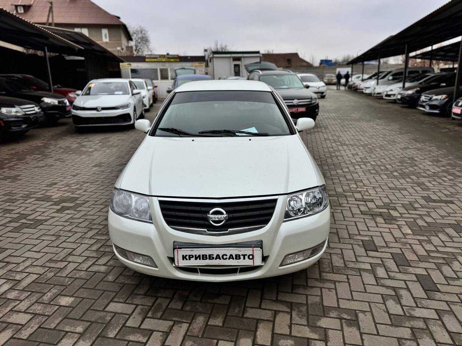 Nissan Almera 2010