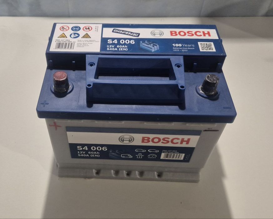 Акумулятор Bosch 12V 60Ah 540A