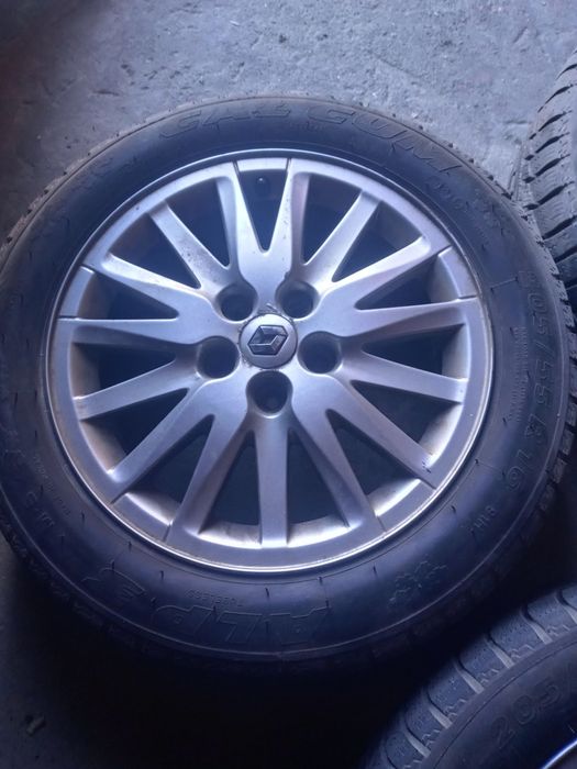 Шини 2 комплекти