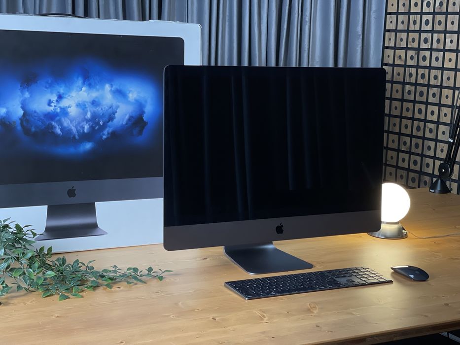 Apple iMac Pro - 27"