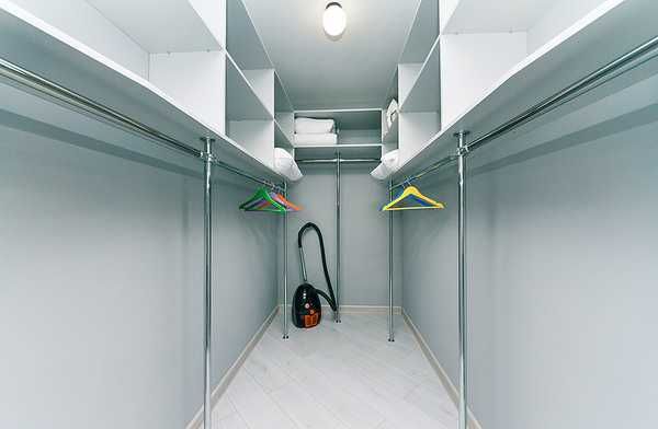 Подобово. 2к квартира . Кловський Узвіз. Метро Кловська. Джакузі