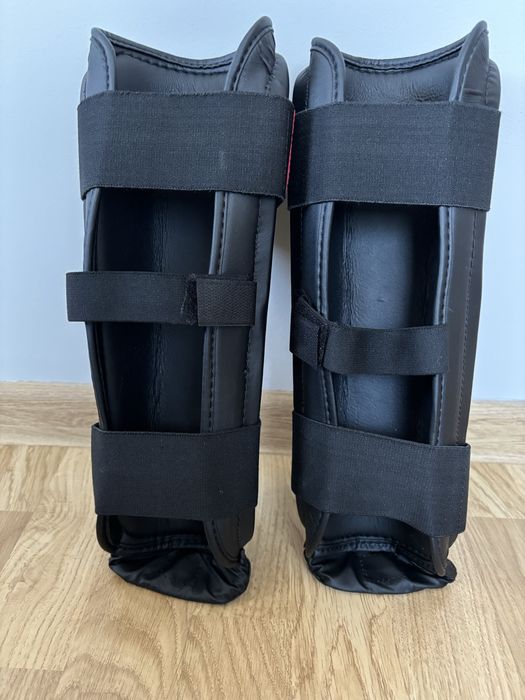 Ochraniacze piszczeli Masters M