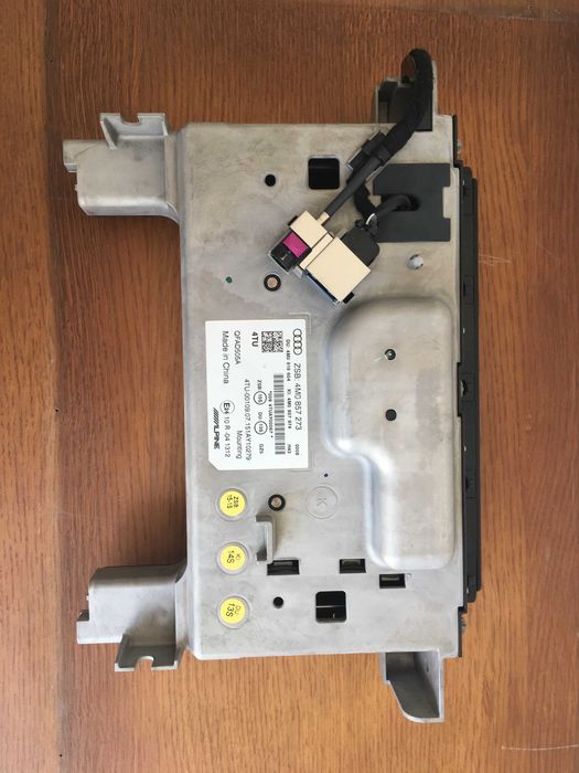 Оригінальний монітор-дісплей для AUDI Q7 4m LCD MMI