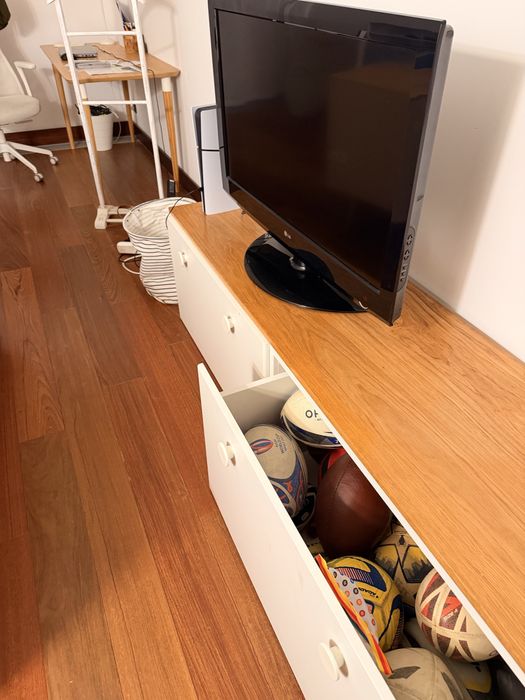 2 moveis Smästad com tampo de carvalho