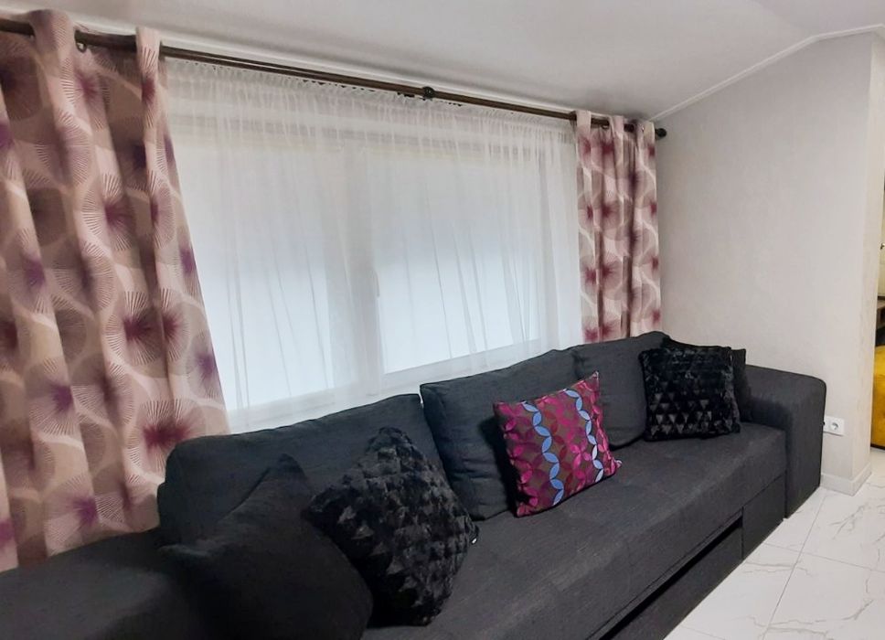 Сучасні 3 кімн апартаменти з дизайнерським ремонтом, власне паркомісце