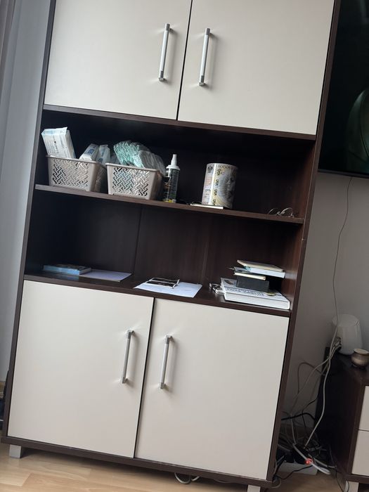 Zestaw mebli 3 szafy, 2 szafki nocne i regał