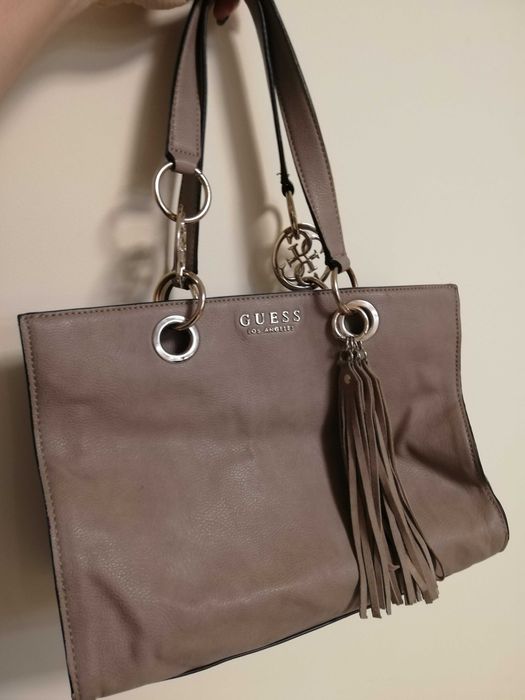 torebka Guess beżowa TOREBKA GUESS VG709423/FOREST SZOPERKA