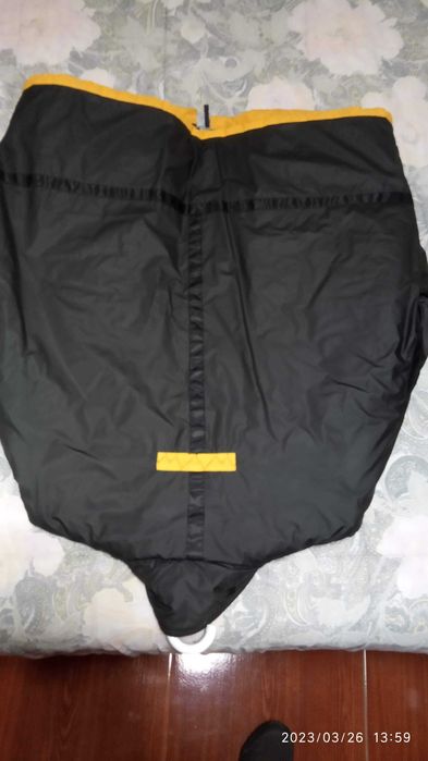 Vários casacos em bom estado!