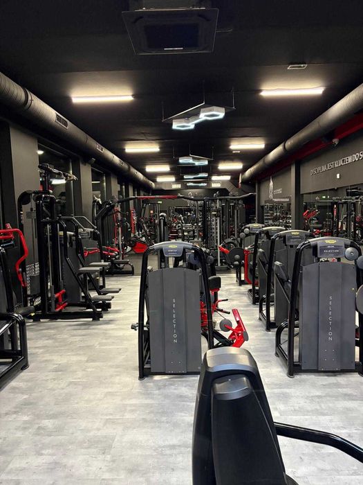 Zestaw 12 maszyn Technogym selection na silownię hotel po REGENERACJI!